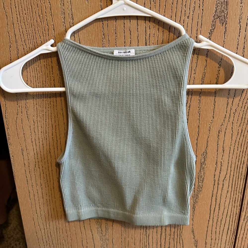 Cotton on: green cropped tank, athletic fit